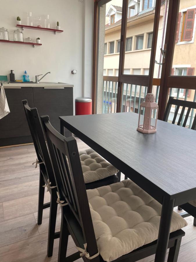 La Madeleine Apartment อานซี ภายนอก รูปภาพ
